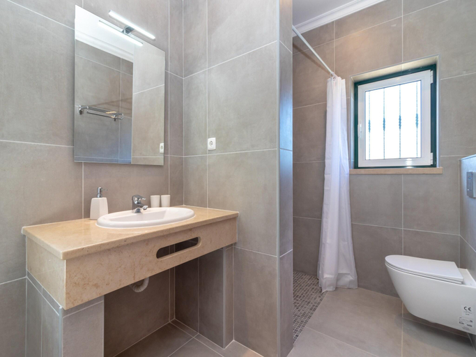 Bathroom 3, Luxury villa in Albufeira with heated private pool, Albufeira
