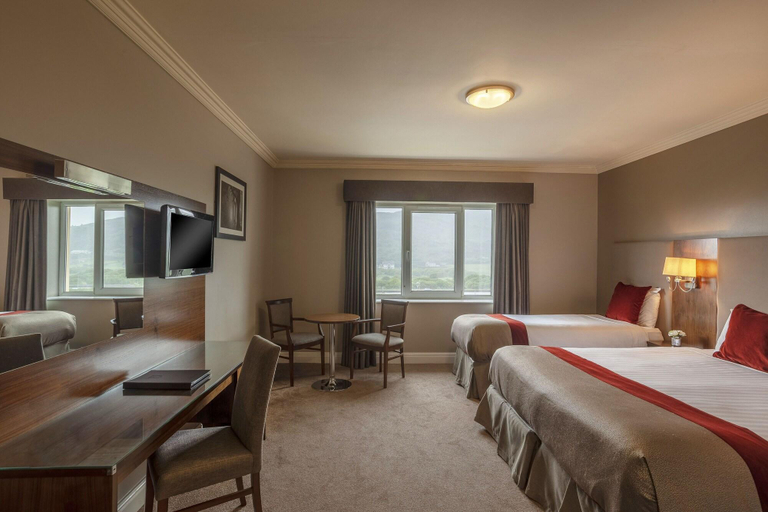 Bedroom 3, Carrickdale Hotel & Spa
