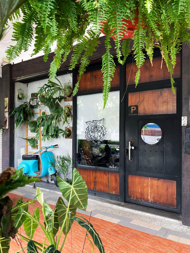 Exterior & Views 1, Pipe Hostel, Kaohsiung