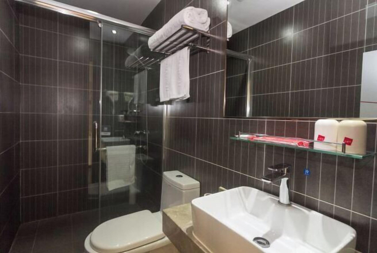 Bathroom 3, Shankee Hotel (Shanghai Baoshan Yanghang Town), Shanghai
