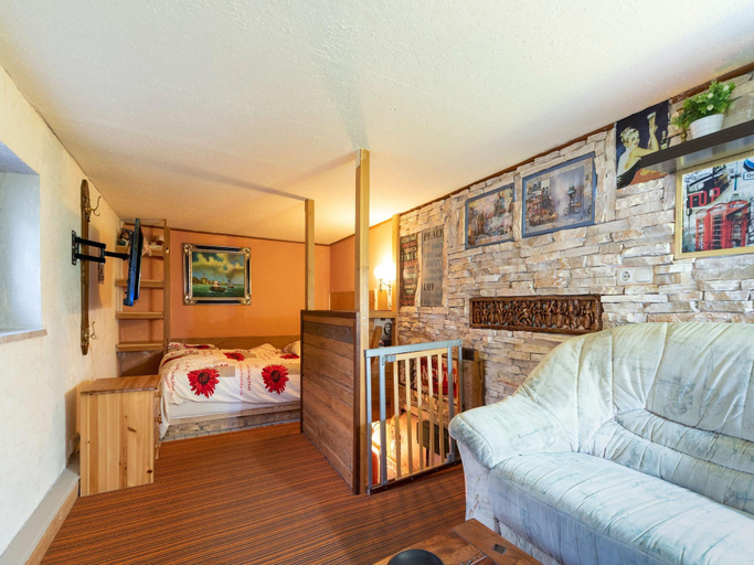 Others 4, Charmante Ferienwohnung in Wismar mit Garten, Nordwestmecklenburg