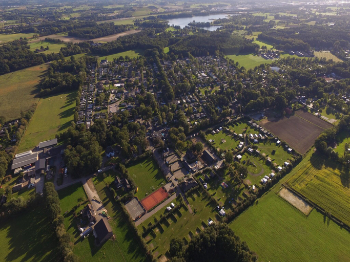 Others 2, Chalet in Netherlands with Private Sauna, Barneveld