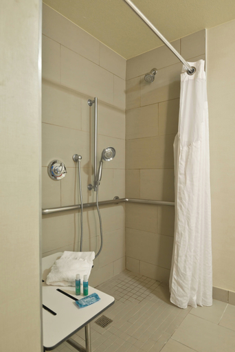 Bathroom 4, Holiday Inn Express NEWPORT BEACH by IHG, Orange