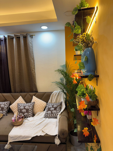 Bedroom 2, Indat, Delhi