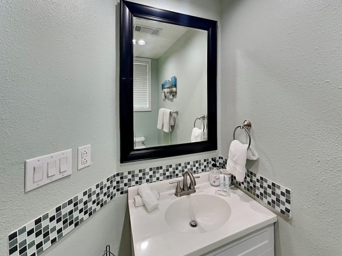 Bathroom 4, The Seagulls Nest by Silver Sands Vacation Rentals, Nueces