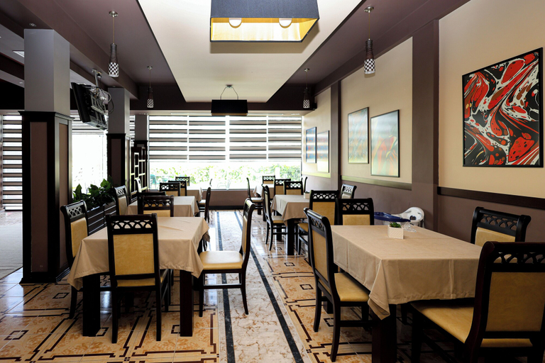 Food & Drinks 5, Opus Hotel, Beratit