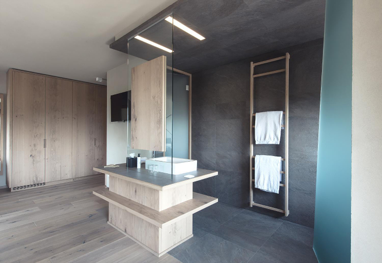 Bathroom, Das Wanda, Bolzano
