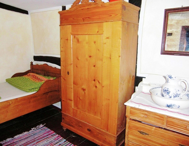 Bedroom 3, Traditionelles Ferienhaus in Hessen mit Garten, Schwalm-Eder-Kreis