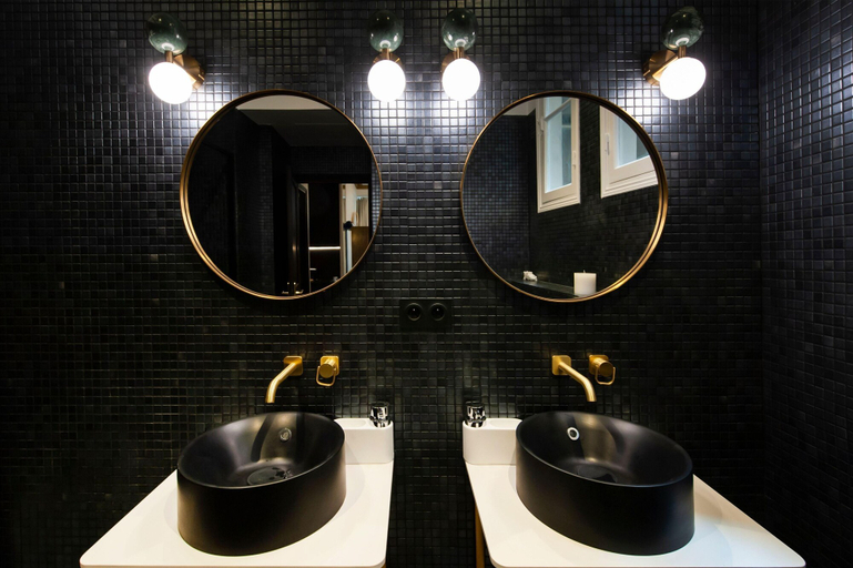 Room 2, Marais Prestige Majestueux C, Paris