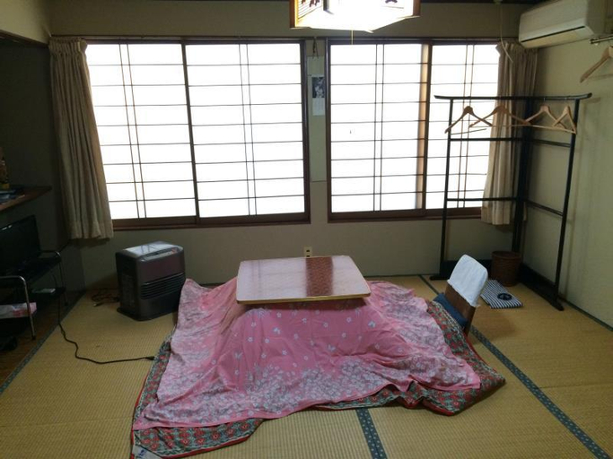 Bedroom 2, Ryokan Iiyamakan, Iiyama
