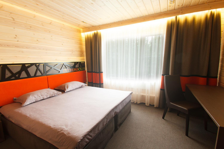 Bedroom 2, Extreme Club, Karabash gorsovet