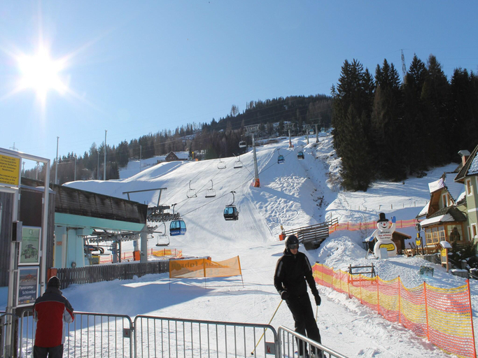 Others 2, Appealing chalet near ski slope, Murau