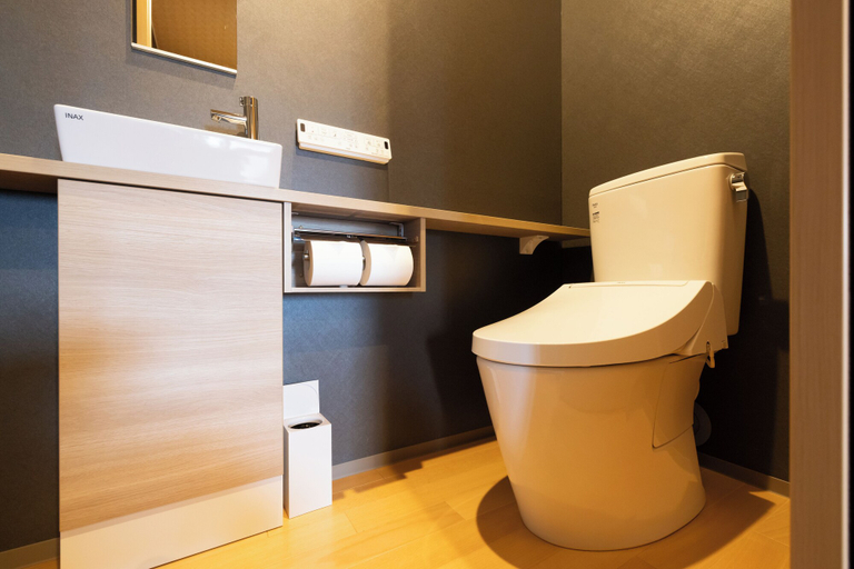 Bathroom 3, ITSUMU, Ōshū