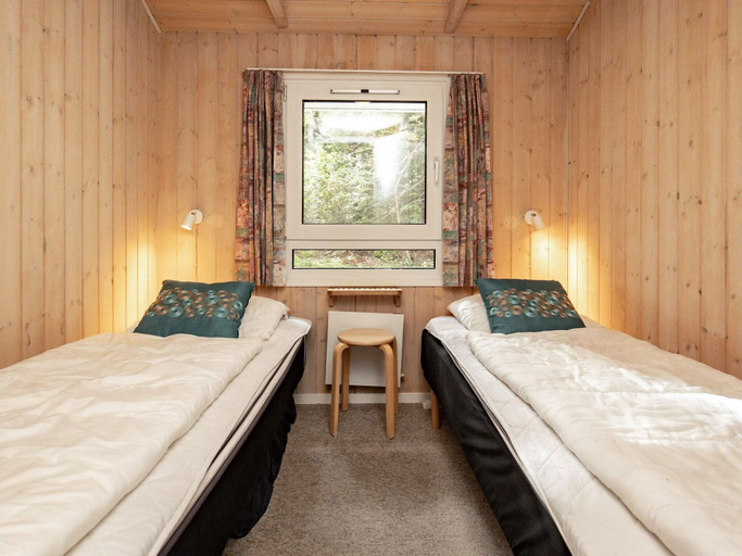 Bedroom 2, person holiday home in Saltum, Jammerbugt