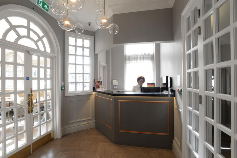 Public Area 3, The Kings Head Hotel, London