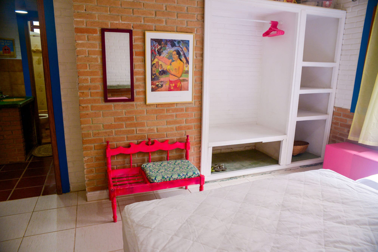 Room 4, Tima Casa c Wi-fi 8 min da Praia Bareque aba SP, São Sebastião
