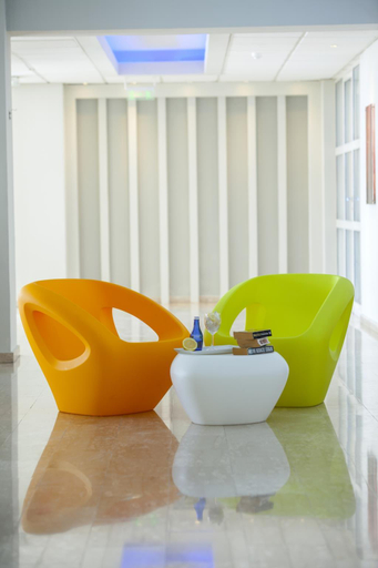 Public Area 2, Mayfair Gardens Apartments