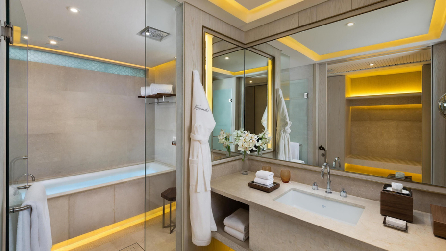 Bathroom 5, Kempinski Summerland Hotel & Resort Beirut, Baabda