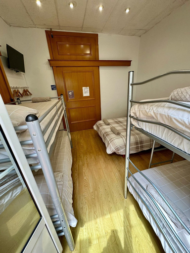 Bedroom 3, Habitaciones en el centro de Barcelona, Barcelona