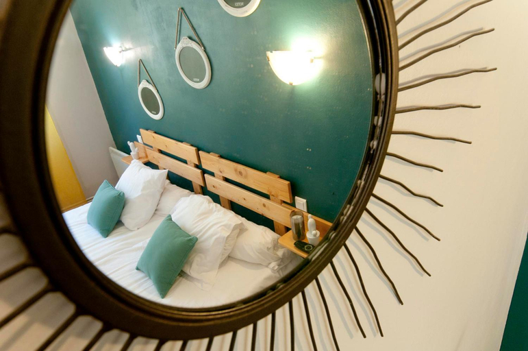 Bedroom 1, Logis hotel restaurant Auberge de l'Espinouse, Hérault