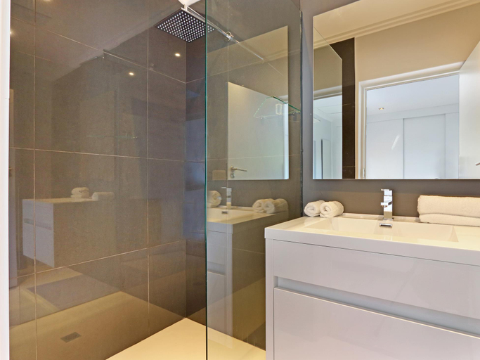 Bathroom 3, Valtameri, City of Cape Town