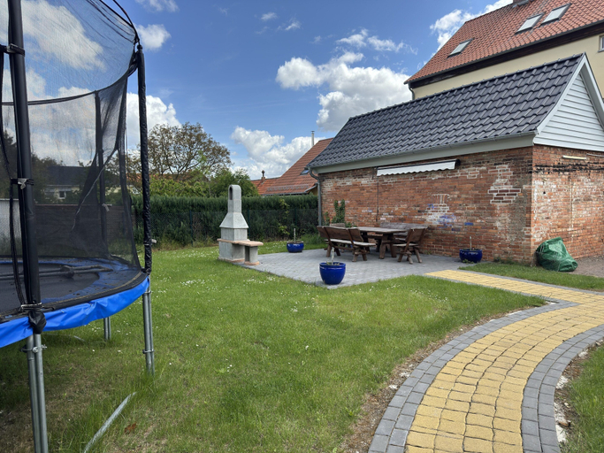 Garden 5, Ferienwohnung im Zentrum von Ballenstedt, Harz