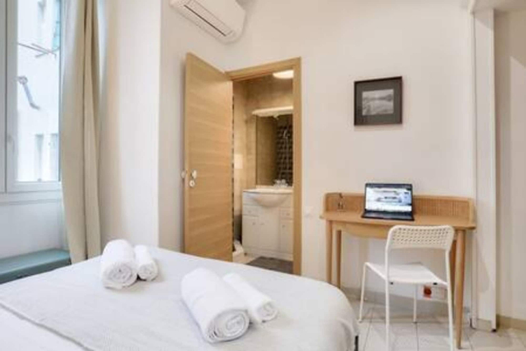 Room 5, Coeur de Nice Vieux Nice Promenade des Anglais, Alpes-Maritimes