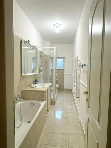 Bathroom 2, Accomodo MIT67 Trivano Linate, Milano