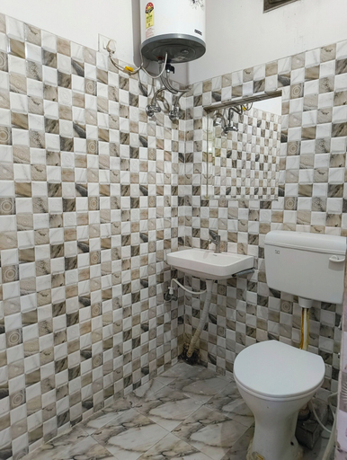 Bathroom 3, Hotel Dream, Patna
