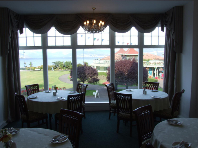 Food & Drinks 2, The Victoria Hotel, North Ayrshire