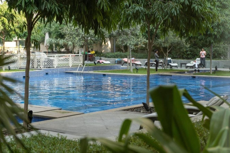Sport & Beauty 3, Bellavista - Spacious -1BR & Extra Room, Dubai