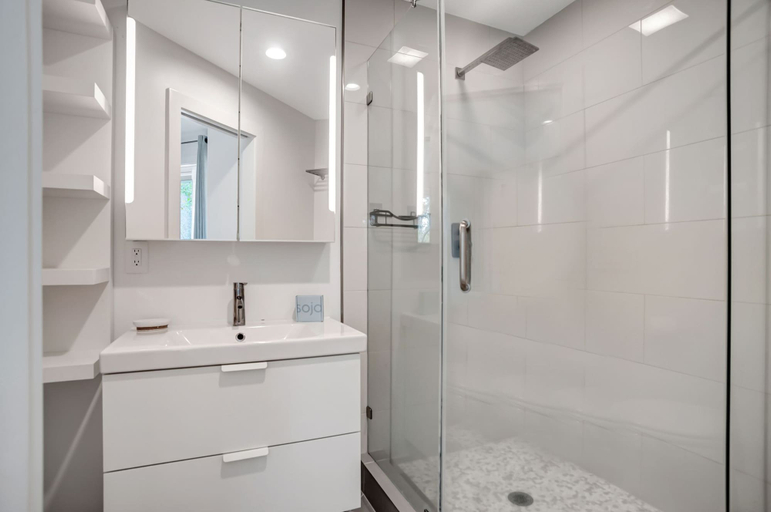Bathroom 4, 2075 Deer Island at Sea Pines Resort, Beaufort