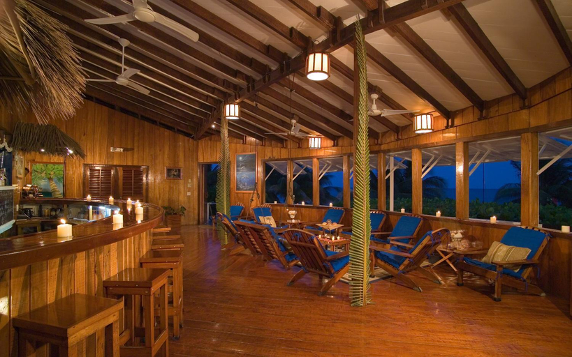Food & Drinks 3, St. George's Caye Resort, Othón P. Blanco