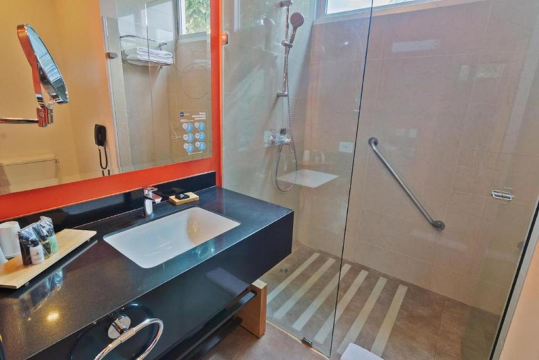Bathroom 5, Sonesta Hotel Pereira, Pereira