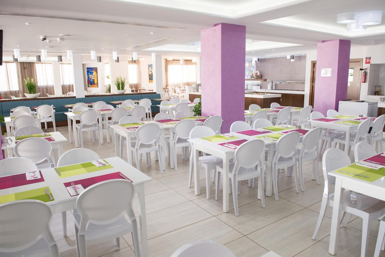 Food & Drinks 5, New Famagusta Hotel & Suites