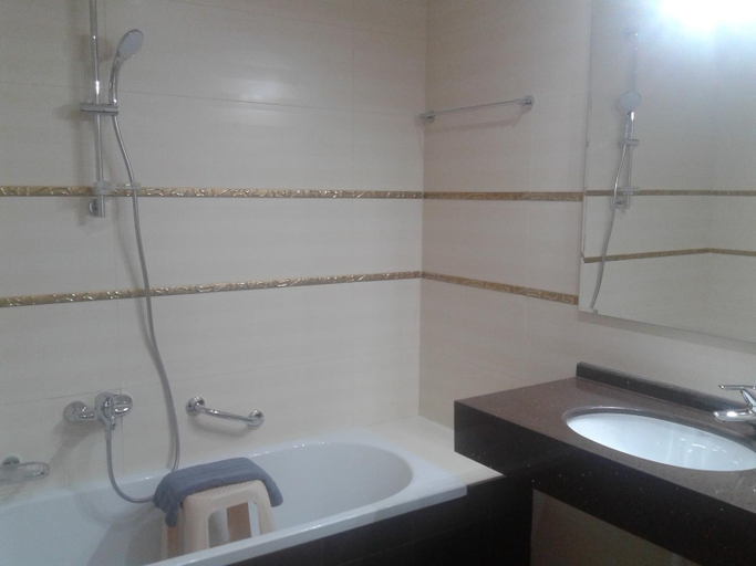 Bathroom 5, Grand Meteora Hotel, Thessaly