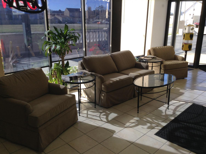 Public Area 2, Ocean View Inn, Norfolk