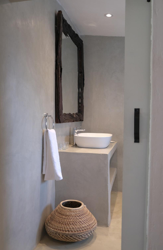Bathroom, Musungwa Safari Lodge, Namwala