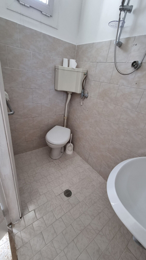 Others 5, HOTEL SHAKA, Rimini