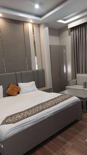 Bedroom 3, Hotel Rajshree, Udham Singh Nagar