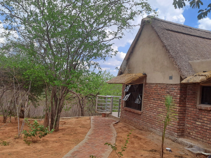 Exterior & Views 2, iroCK Lodge, Hwange