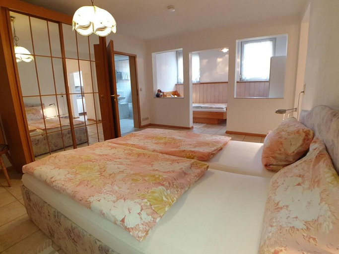 Bedroom 4, Kurparkhotel Faißt, Ortenaukreis