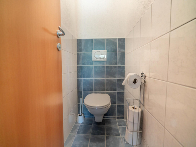 Bathroom 4, Apartment in Stubaital near Ski Lift, Innsbruck Land