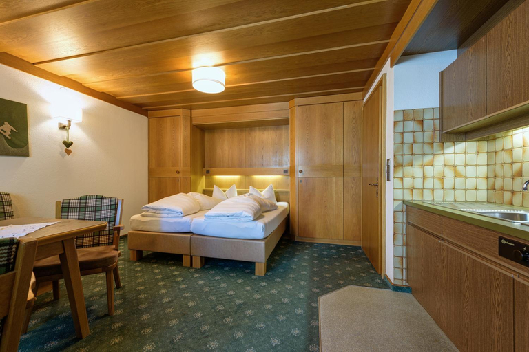 Bedroom 3, Haus Gamberg & Premium Sommerkarte, Landeck