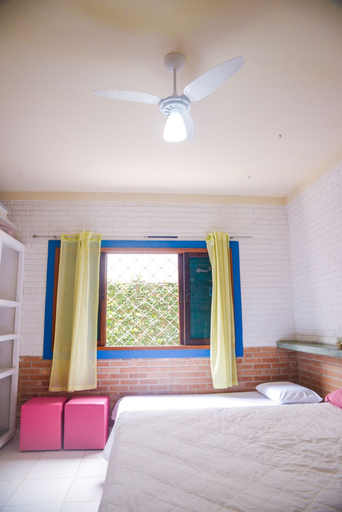 Room 2, Tima Casa c Wi-fi 8 min da Praia Bareque aba SP, São Sebastião