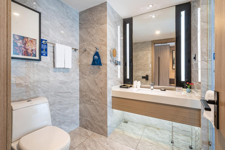 Bathroom 3, Days Hotel Suzhou, Suzhou