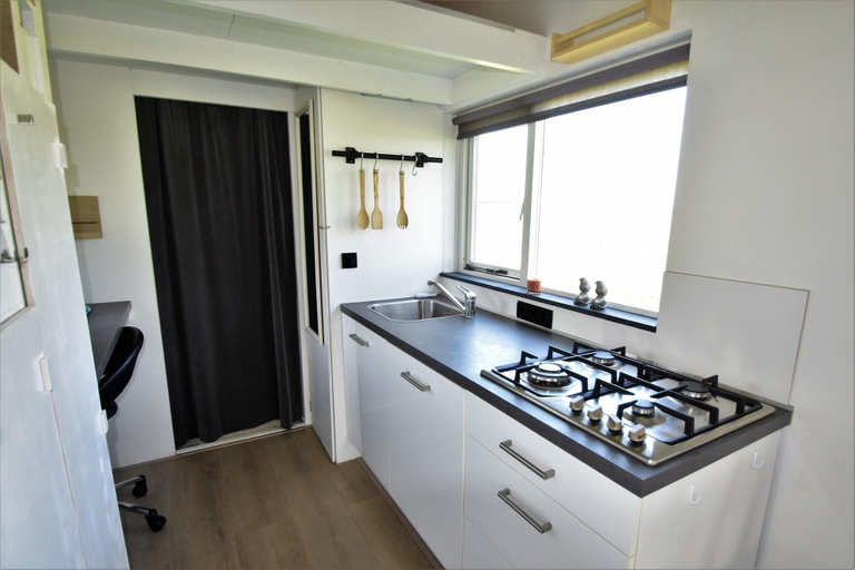 Private kitchen 2, Holiday Home in Burgerbrug Near the Beach, Zijpe