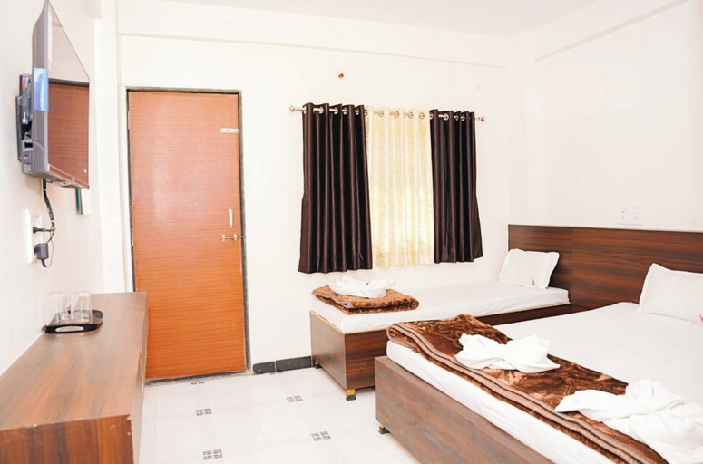 Others 5, Hotel Sai samarpan Shirdi, Ahmadnagar