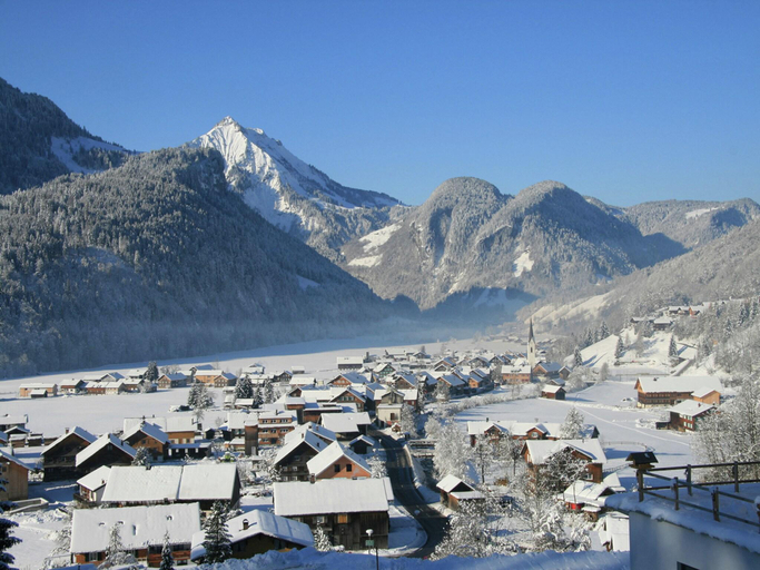 Others 4, Chalet in Sibratsgfall near Ski Slopes, Bregenz