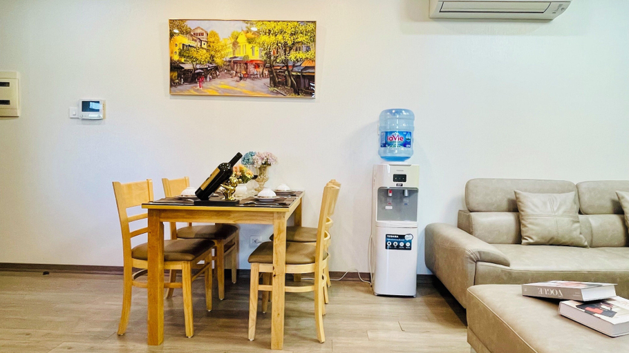 Dining Room 11